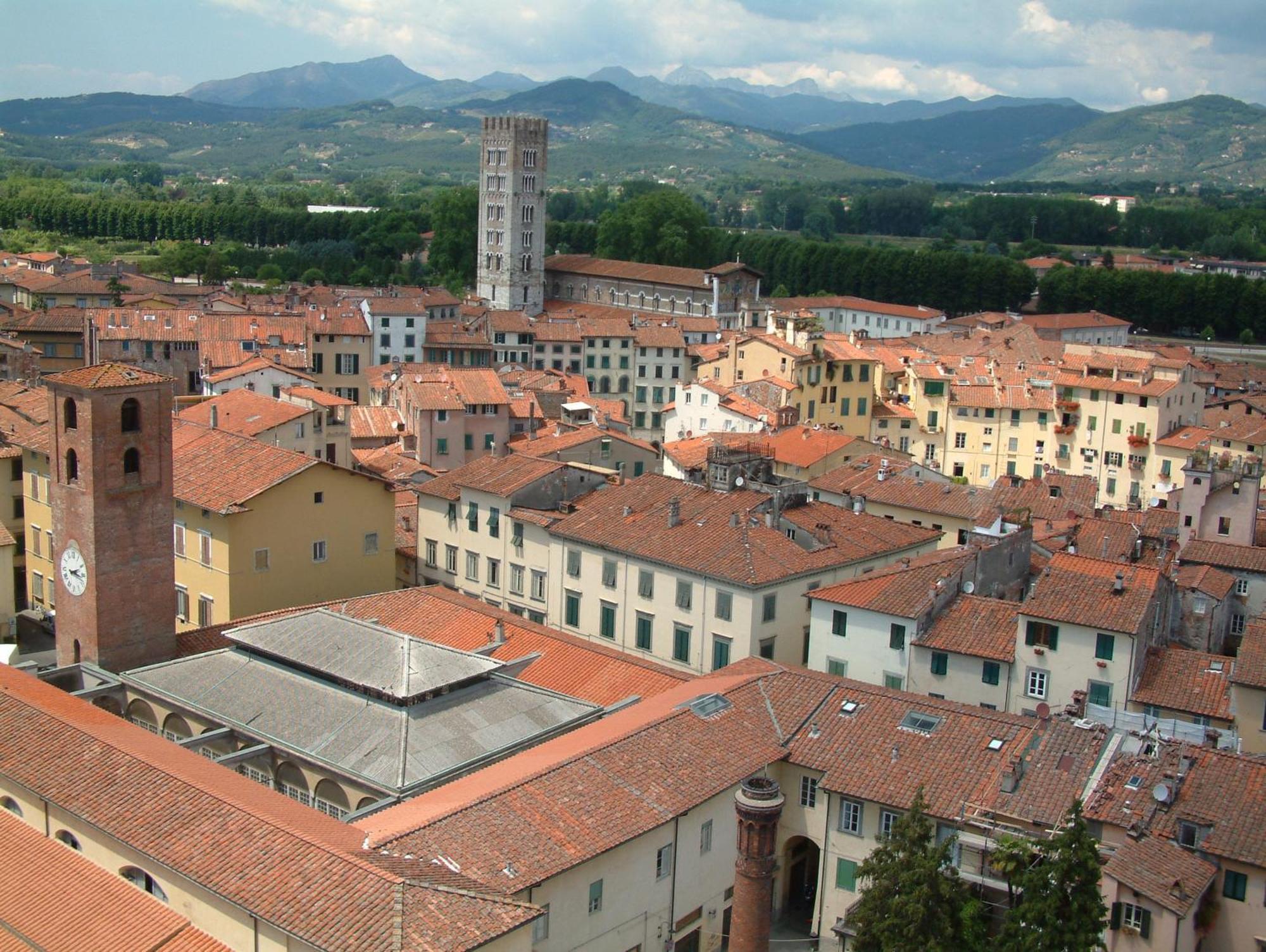 Apartment Anfiteatro Lucca Exterior foto